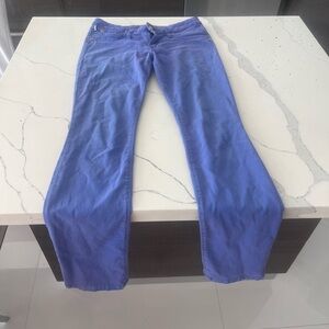 Robin's Jean Purple Designer Jeans
Studded pockets, signature wing embroid
Wow